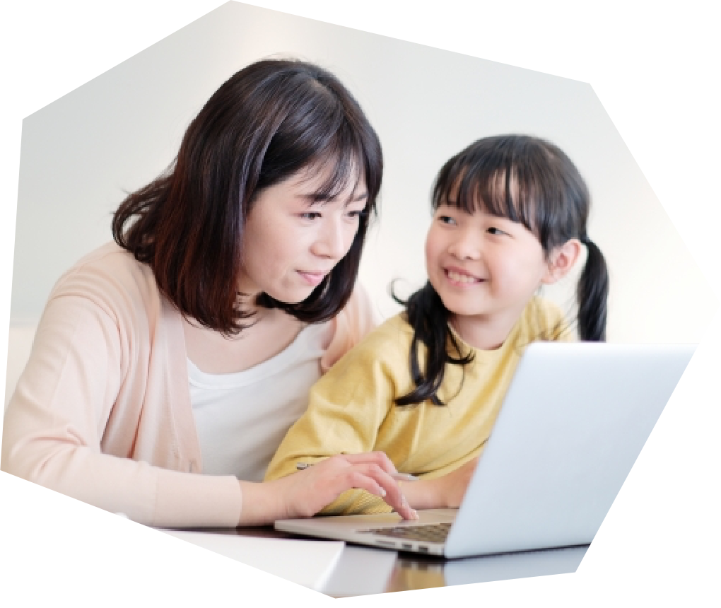 子供、父兄、ネイティブ講師の連携をしっかり持つ事で、子供の気持ちに常に寄り添った、英語学習の実施を実現します。